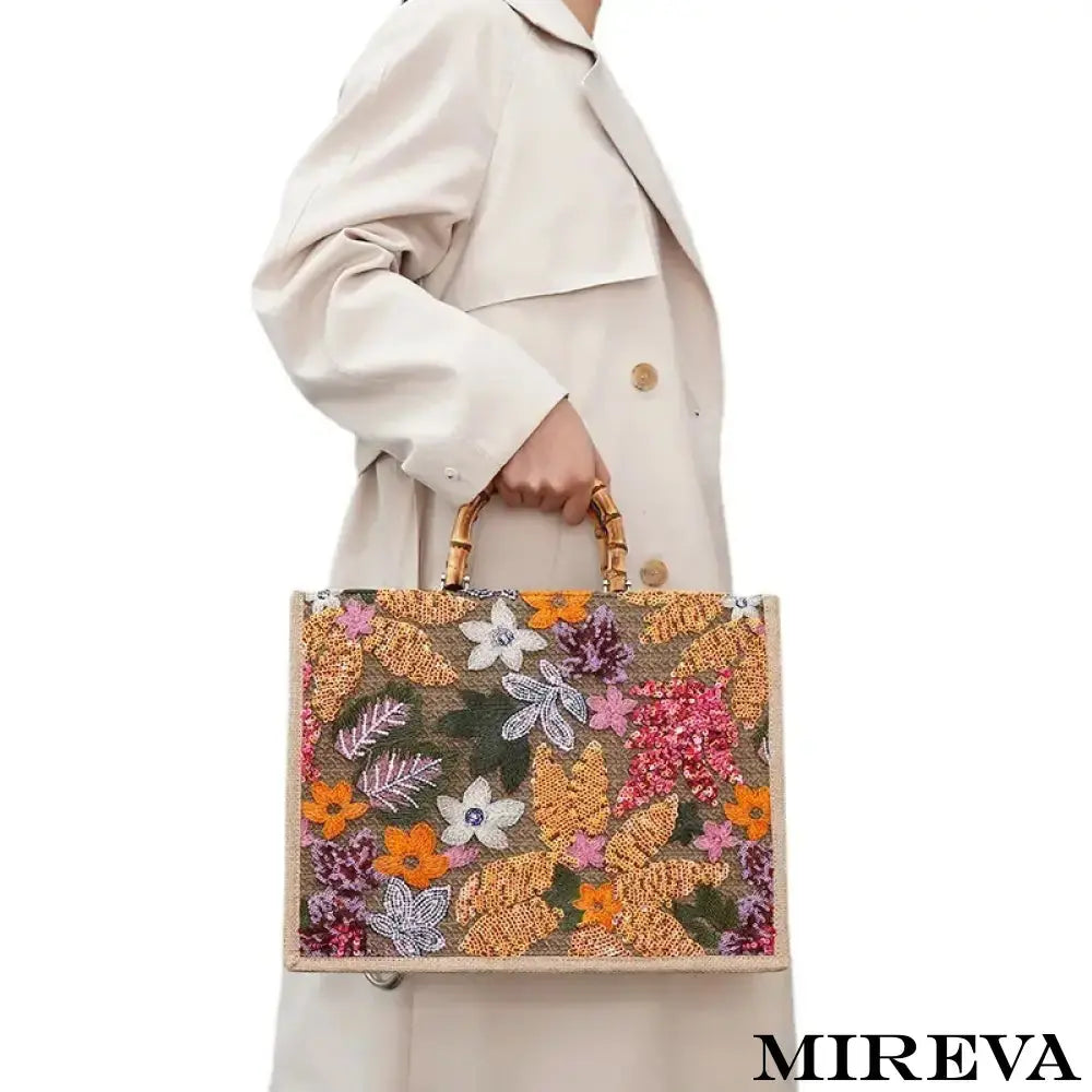 Loja Mireva, Bolsa de Palha Bordada, Bolsa Alça de Bambu, Bolsa Feminina Artesanal, Bolsa Feminina Tropical, Bolsa Feminina Verão