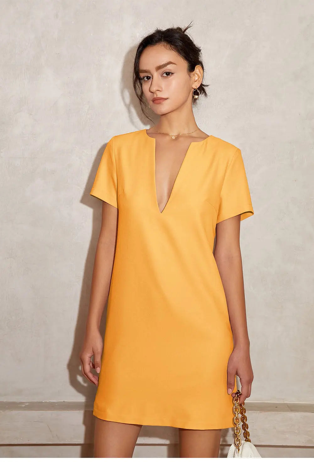 Vestido Alfaiataria de Verão - Decote em V - Loja Mireva