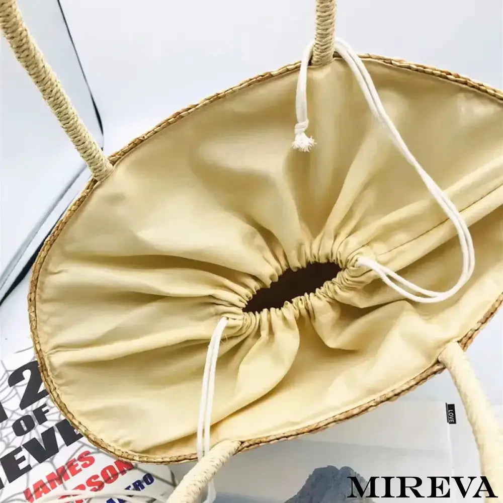 Bolsa de palha bordada, Bolsa de palha com limões, Bolsa de palha artesanal, Bolsa de palha decorada com limões, Bolsa de palha limão, Bolsa de palha feminina bordada, Bolsa de palha verão limão, Bolsa de palha estilo limonada, Bolsa de palha tropical, Bolsa de palha frutal.