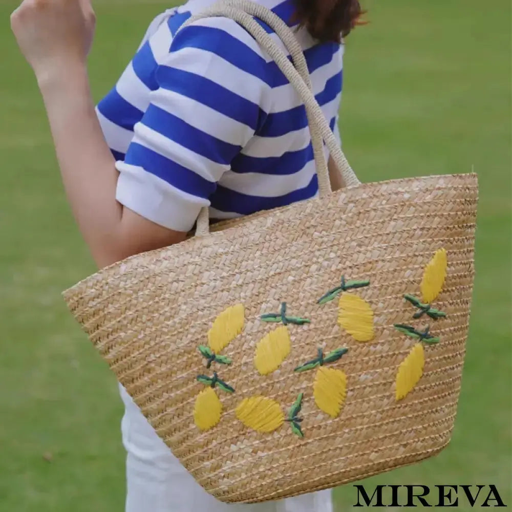 Bolsa de palha bordada, Bolsa de palha com limões, Bolsa de palha artesanal, Bolsa de palha decorada com limões, Bolsa de palha limão, Bolsa de palha feminina bordada, Bolsa de palha verão limão, Bolsa de palha estilo limonada, Bolsa de palha tropical, Bolsa de palha frutal.