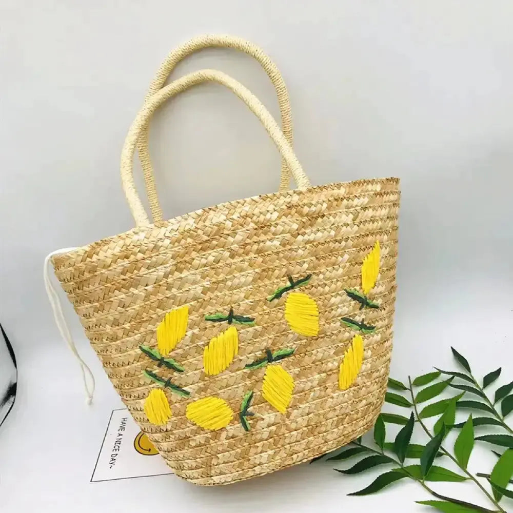 Bolsa de palha bordada, Bolsa de palha com limões, Bolsa de palha artesanal, Bolsa de palha decorada com limões, Bolsa de palha limão, Bolsa de palha feminina bordada, Bolsa de palha verão limão, Bolsa de palha estilo limonada, Bolsa de palha tropical, Bolsa de palha frutal.