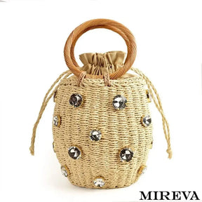 Bolsa de Palha Cravejada com Cristal