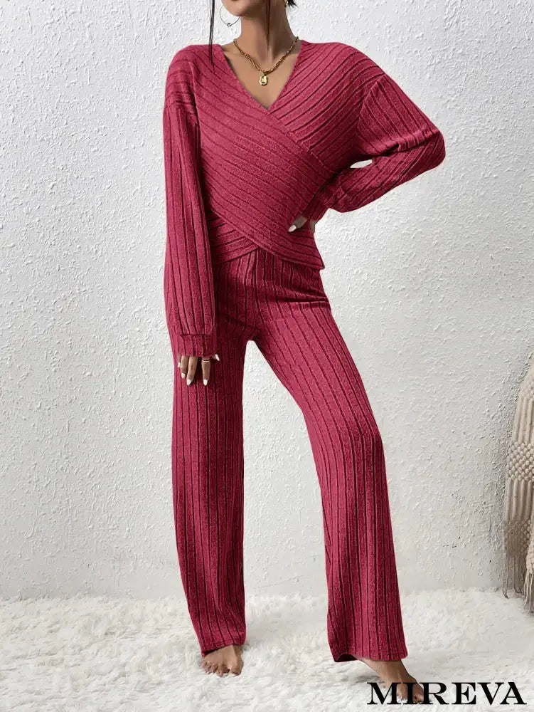 Conjunto Detalhe Cruzado Carmesim / Pp