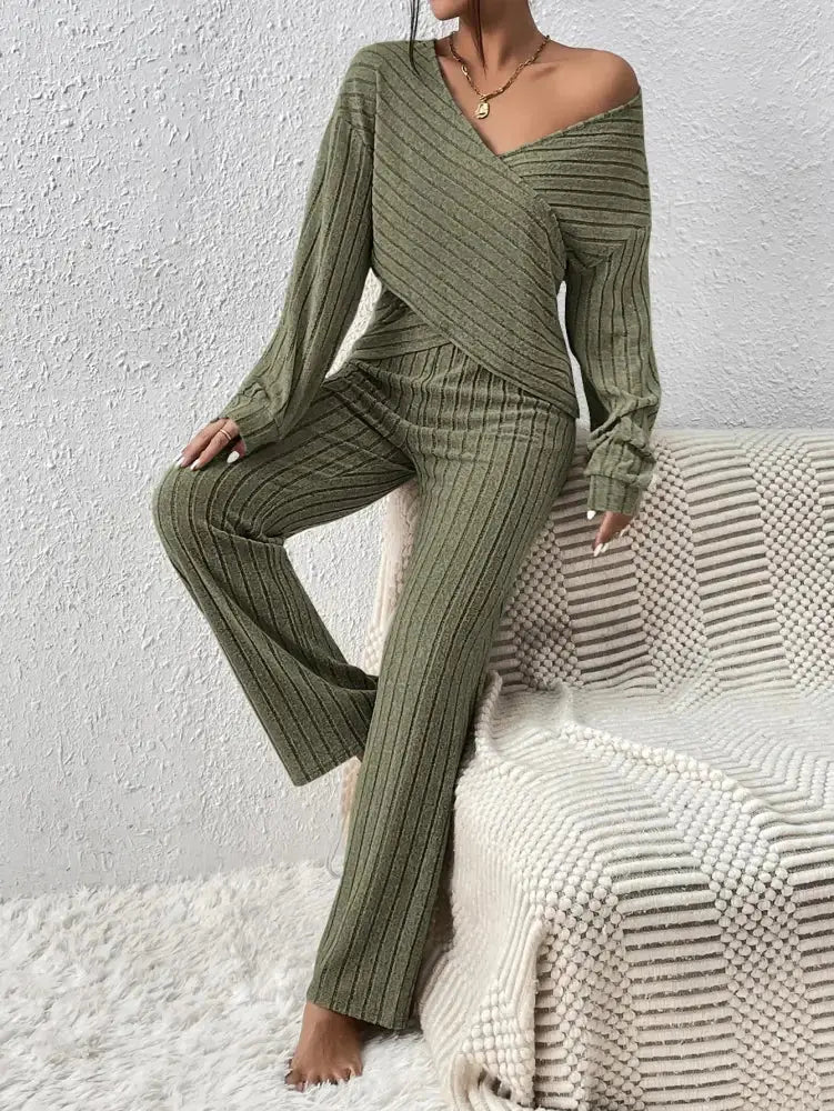 Conjunto Detalhe Cruzado Oliva-Escura / Pp