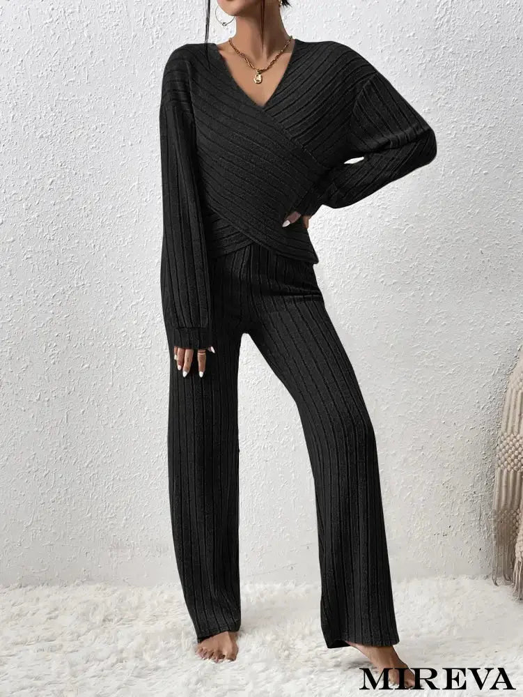Conjunto Detalhe Cruzado Preto / Pp