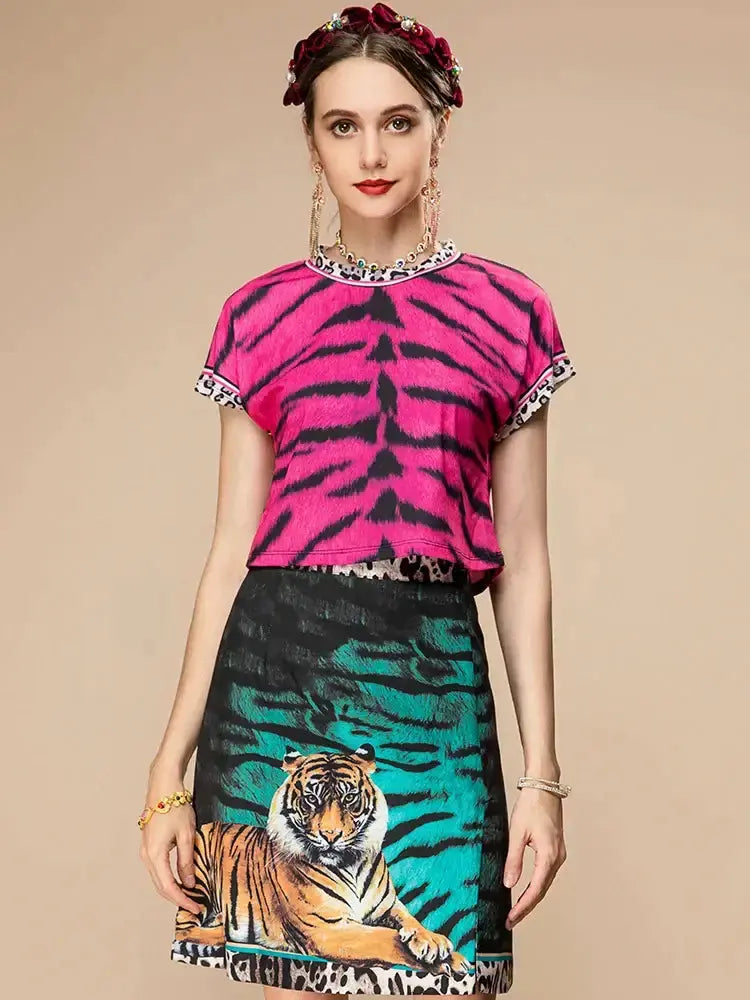 Conjunto feminino, Saia e blusa, Moda feminina, Conjunto elegante, Look coordenado, Estilo contemporâneo, Combinação de saia e blusa, Conjunto fashion, Tendências de moda, Roupas coordenadas para mulheres