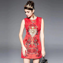 Alta Costura, Vestidos Finos, Elegância, Luxo, Exclusividade, Sofisticação, Moda Premium, Design Majestoso, Detalhes Encantadores, Coleção de Gala, loja mireva, vestido curto, vestido bordado
