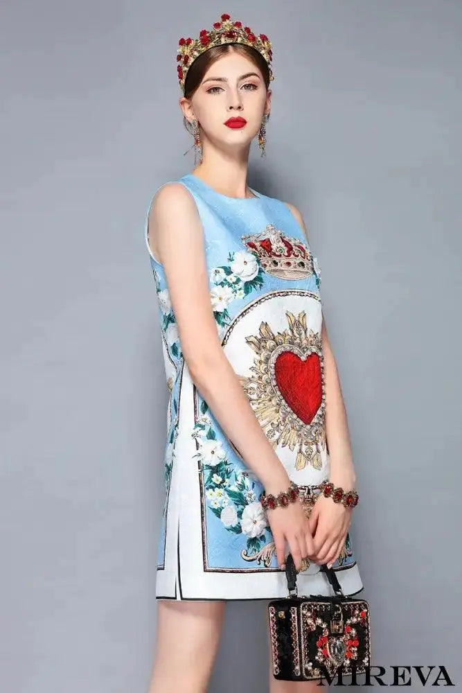 Vestidos Finos, Sofisticação, Moda Premium, Luxo, Loja Mireva, Exclusividade, Elegância, Detalhes Encantadores, Design Majestoso, Coleção de Gala, Alta Costura, Vestido Curto, 