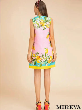 Vestido Curto Estampa Limoncello, Vestido curto, Vestido de verão, Vestido casual, Vestido curto feminino, Vestido curto estampado, Vestido curto de festa, Vestido curto elegante, Vestido curto floral, Vestido curto leve, Vestido curto de cocktail.