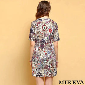 Alta Costura, Vestidos Finos, Elegância, Luxo, Exclusividade, Sofisticação, Moda Premium, Design Majestoso, Detalhes Encantadores, Coleção de Gala, loja mireva, VESTIDO MINI, VESTIDO CURTO