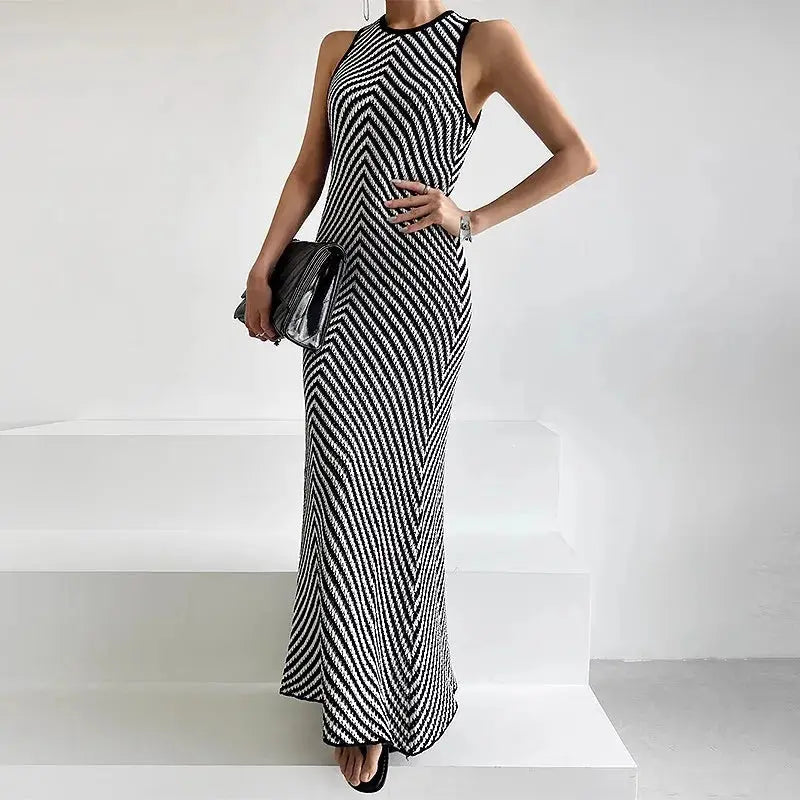 Tuva Knitted Dress - Loja Mireva