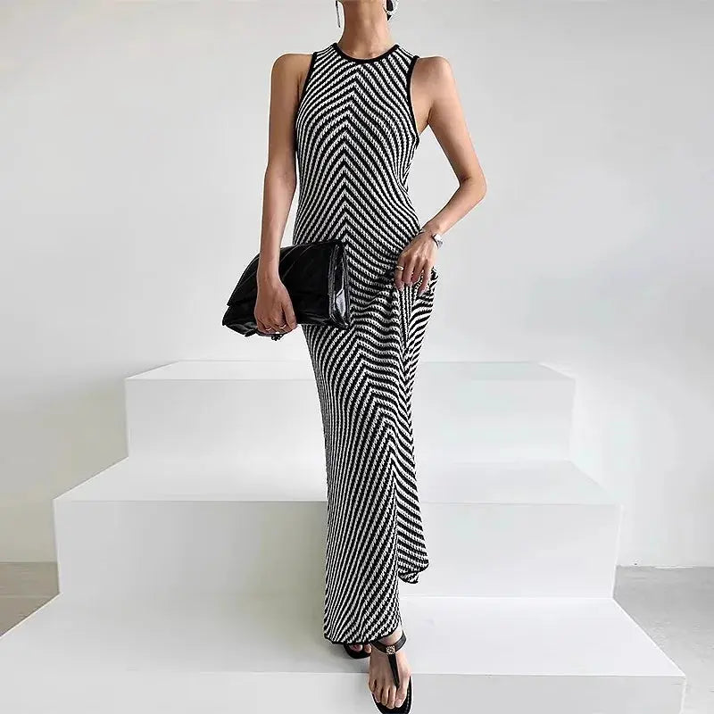 Tuva Knitted Dress - Loja Mireva